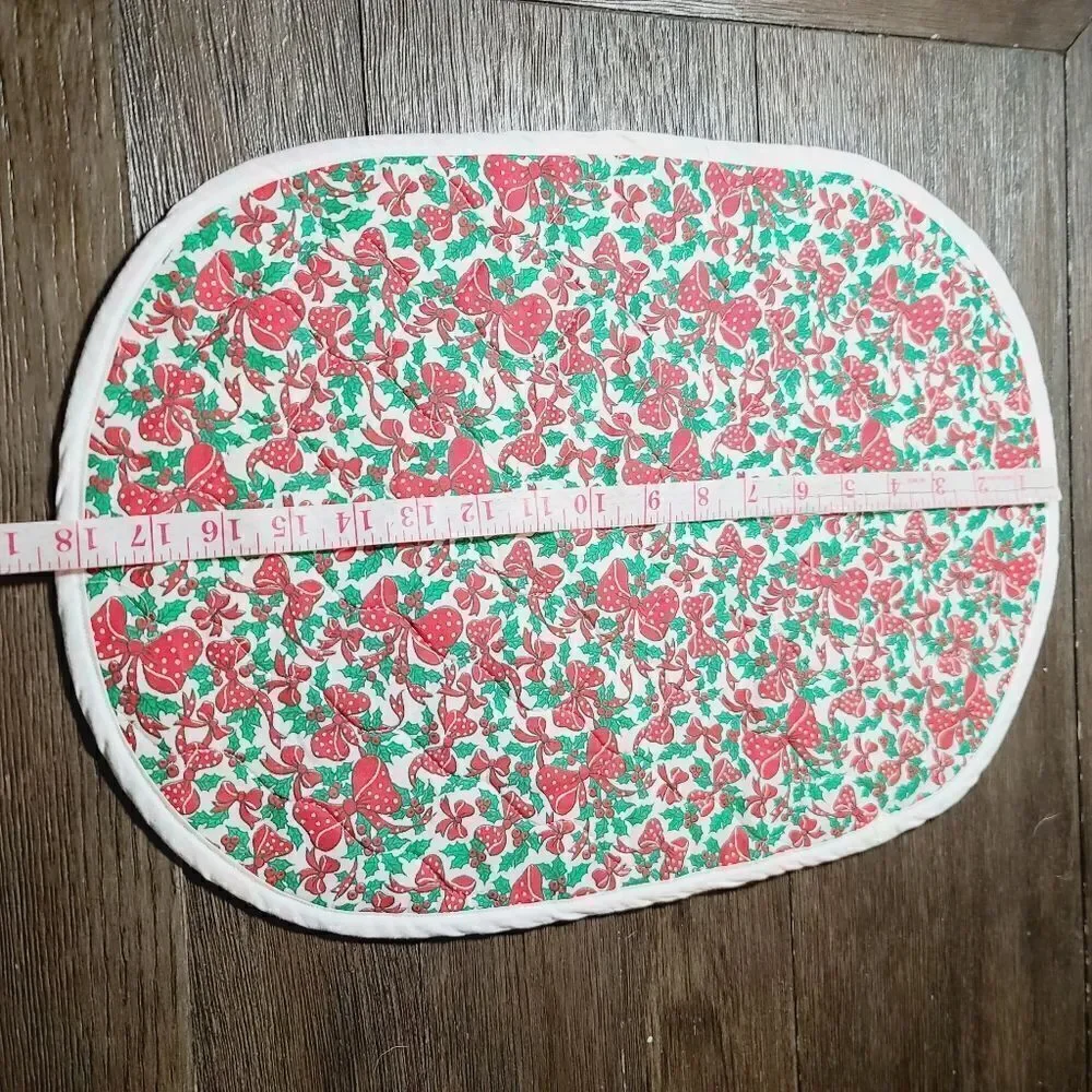 Vintage Handmade Christmas Red Polka Dot Bow Holly Contrast Trim Placemat